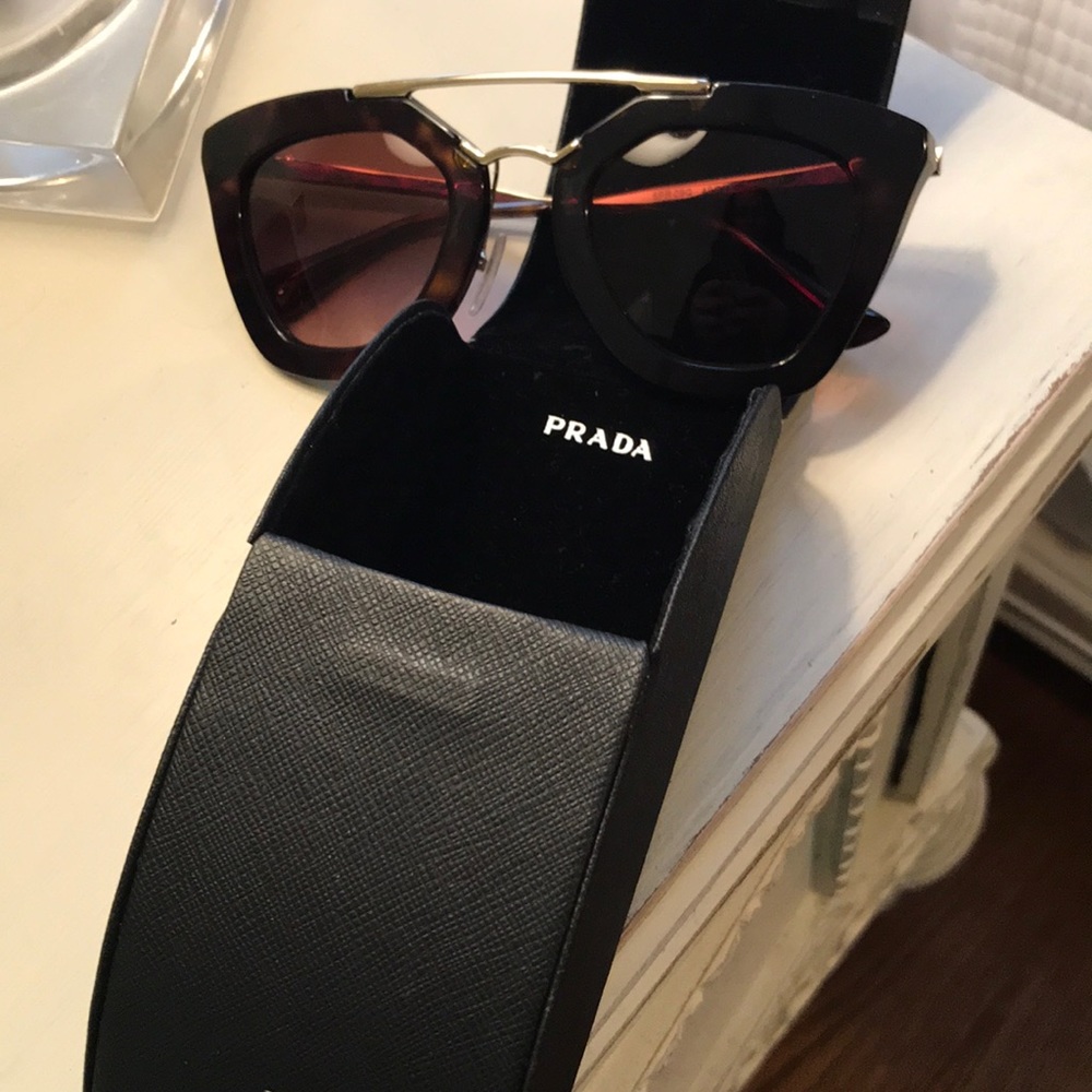 PRADA SUNGLASSES